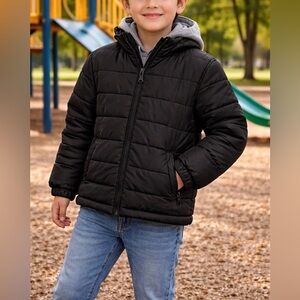 Whales Tail Performance Kids Black Puffer Jacket Size 6 EUC